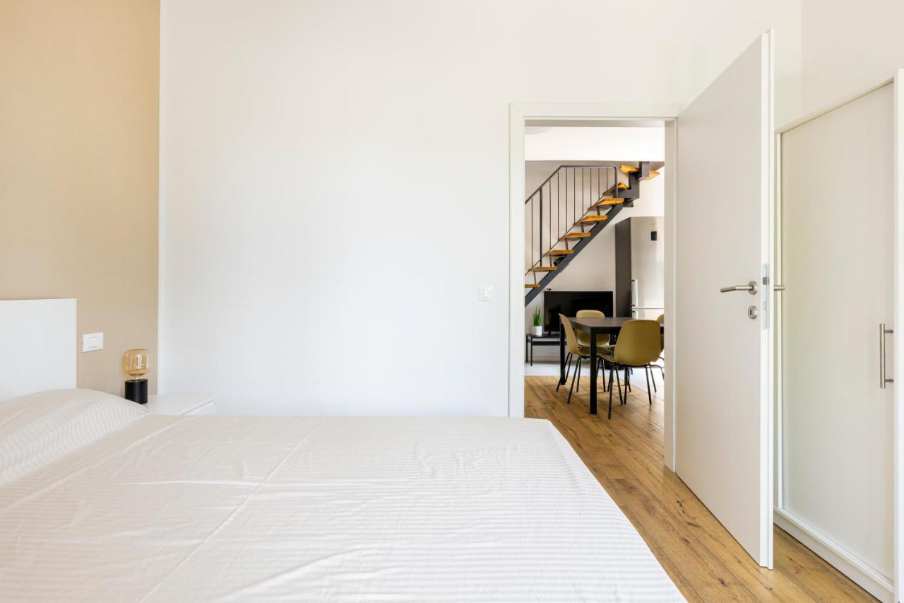 Trendy Aparment With Garage Right By The Lake Sirmione Exterior photo
